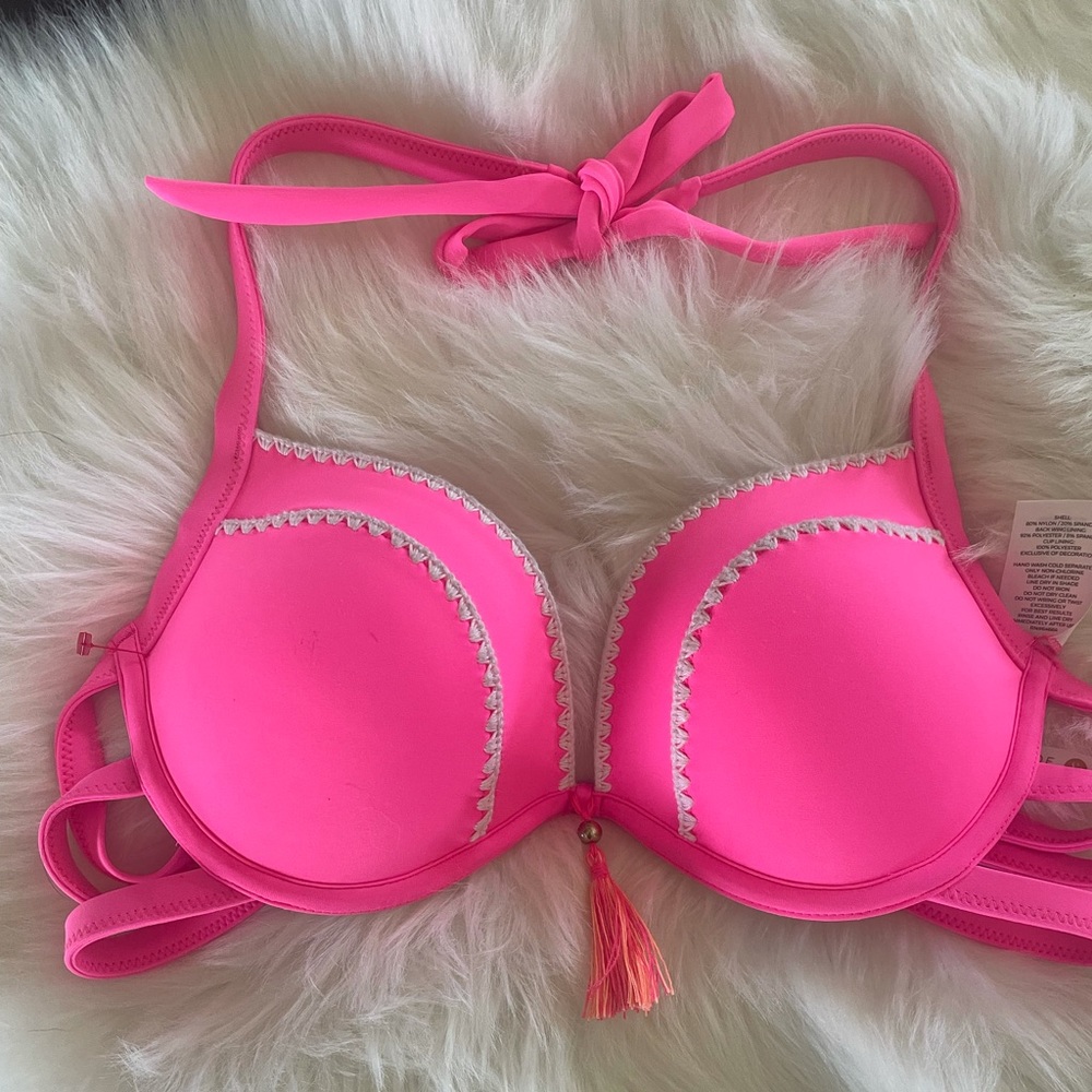 Pink bathing suit top. Victoria’s Secret. New without tag. Size 36B